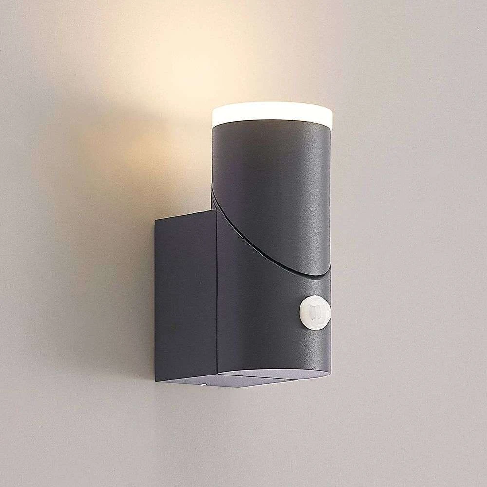 Aspyn Buiten Wandlamp W/Sensor Dark Grey - Lindby - Koop Online 6 Aspyn Buiten Wandlamp W/Sensor Dark Grey - Lindby - Koop Online - Afbeelding 4