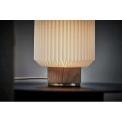 Cylinder 382 Taffellamp Medium Light Oak - Le Klint - Koop Online -Verlichting Opslag 57033870382336