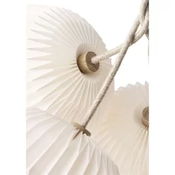 The Bouquet Chandelier 3 Papier - Le Klint - Koop Online -Verlichting Opslag 5703387913080 the bouquet chandelier 3 papir le klint3