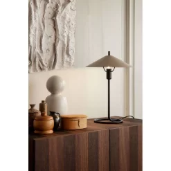 Filo Taffellamp Black/Cashmere - Ferm LIVING - Koop Online -Verlichting Opslag 5704723283287fermliving ss22 filotablelamp black cashmere3
