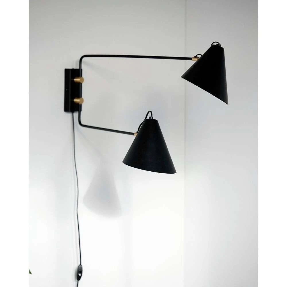 Club Double Wandlamp 81cm Zwart - House Doctor - Koop Online 4 Club Double Wandlamp 81cm Zwart - House Doctor - Koop Online - Afbeelding 2