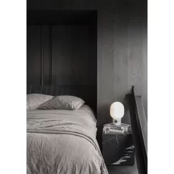 JWDA Tafellamp Bronzed Brass - Menu - Koop Online -Verlichting Opslag 5709262004775 J DA Marble Bordlampe Hvid Menu 6