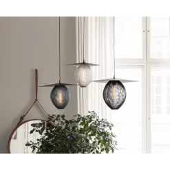 Satellite Hanglamp M White Cloud - GUBI - Koop Online -Verlichting Opslag 571090269060920satellite20pendel20m20hvid20cloud20 20gubi20 3