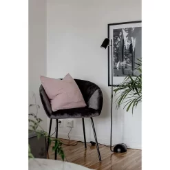 Swan Vloerlamp Black - Globen Lighting - Koop Online 11 Swan Vloerlamp Black - Globen Lighting - Koop Online -Verlichting Opslag 73194390141174