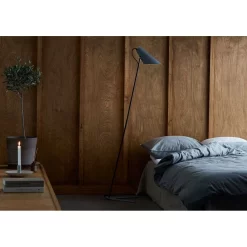 Vincent Vloerlamp Concrete/Black - Belid - Koop Online 7 Vincent Vloerlamp Concrete/Black - Belid - Koop Online -Verlichting Opslag 7391534098346vincent gulv concrete black belid3
