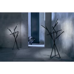 Tuareg VloerLamp Zwart Chroom - Foscarini - Koop Online -Verlichting Opslag 820090008178920tuareg20sort20gulvlampe20 20foscarini 4