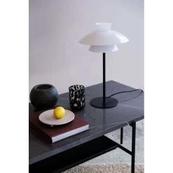 Valby Taffellamp H40 Opal - DybergLarsen - Koop Online -Verlichting Opslag opal bord 21